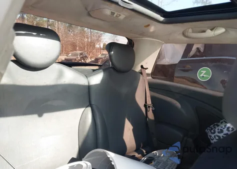 2005 Mini Cooper S из США, поврежденный, VIN WMWRE334X5TG95490